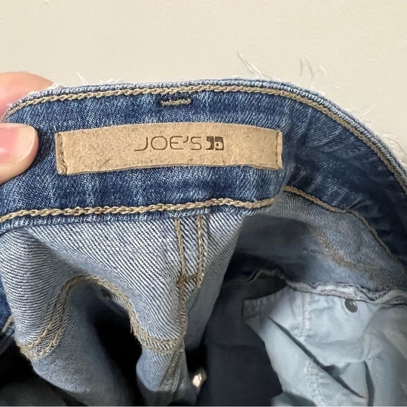 Joe’s Jeans Distressed Medium Wash Jeans - Picture 3 of 5